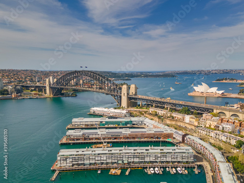 Sydney harbour bridge & opera house