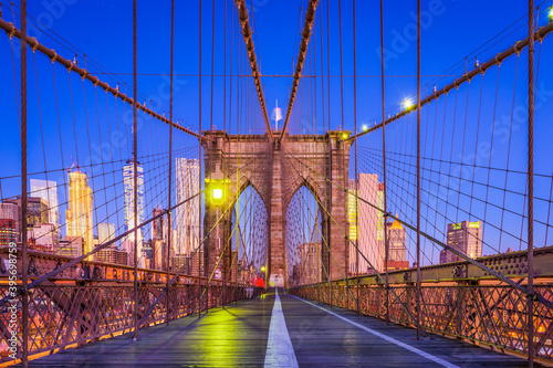 Brooklyn Bridge New York © Kovcs