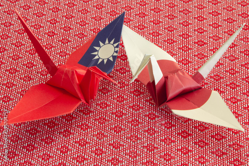 日本-台湾 折り鶴