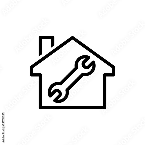 Logotipo con herramienta llave en contorno de casa con lineas en color negro