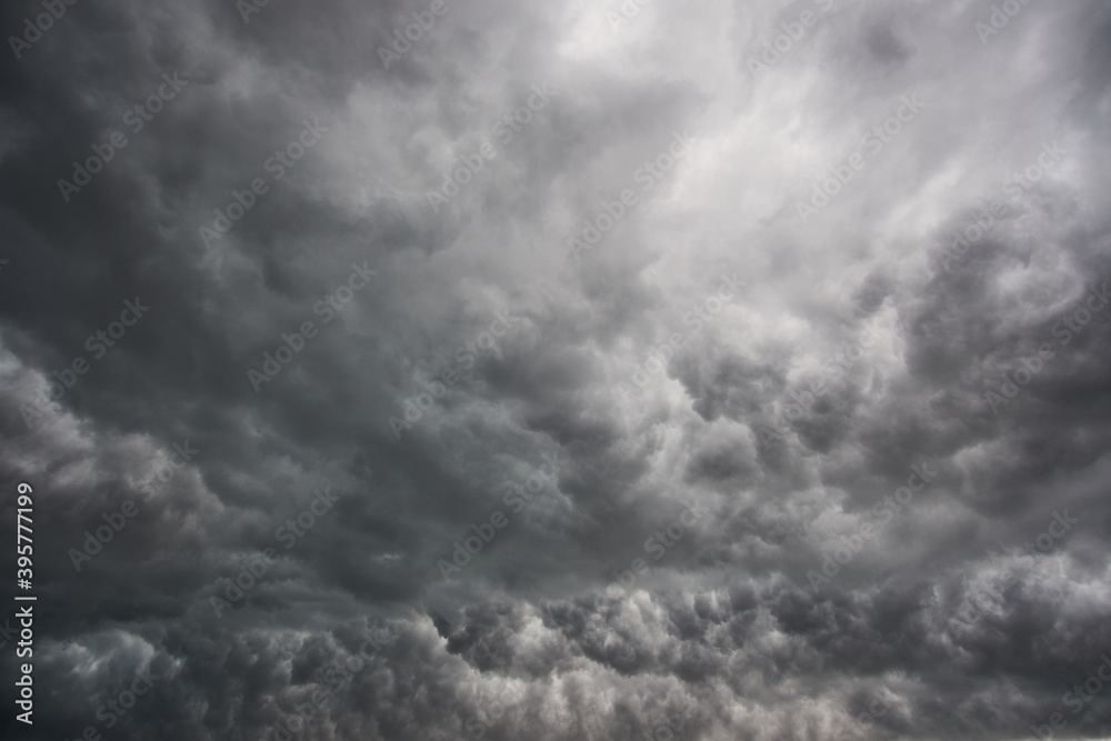 Obraz premium Grey dramatic sky