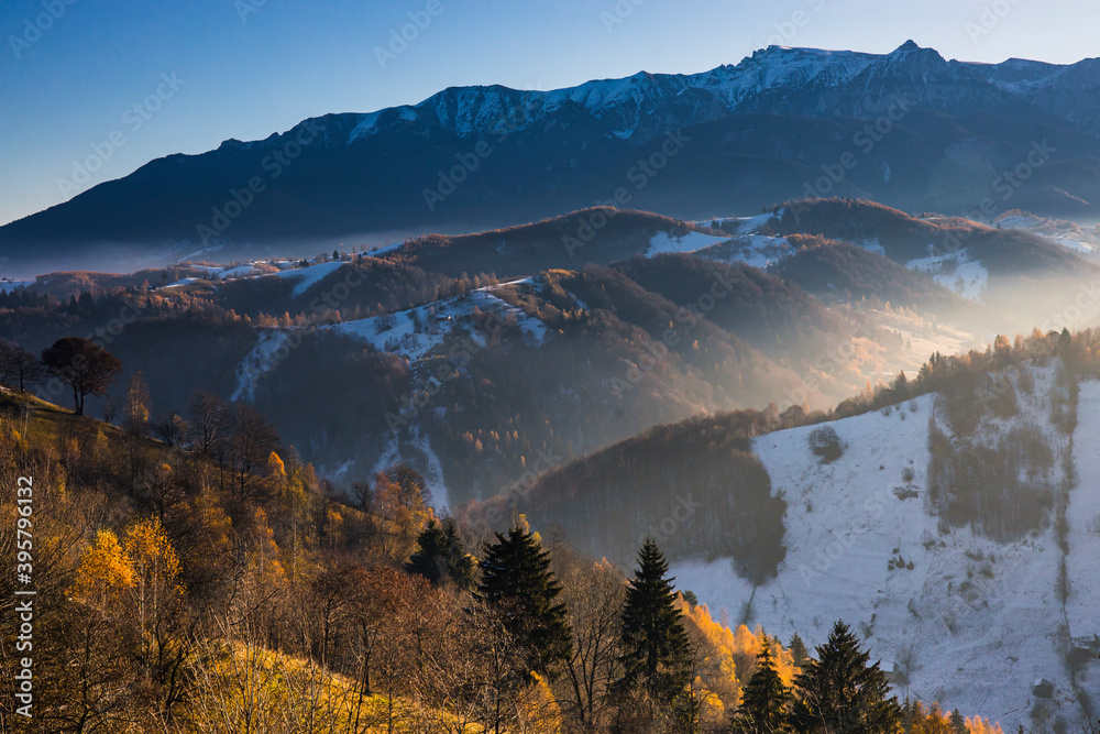 Fototapeta premium Sunrise in the mountains