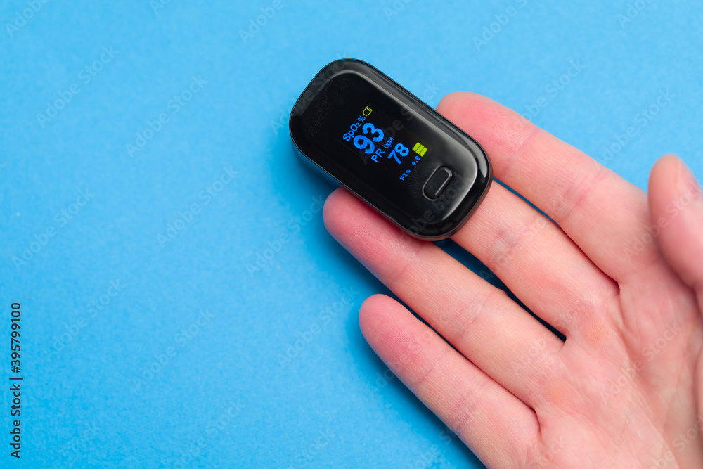 Monitoring the level of oxygen saturation in the blood for the purpose of early diagnosis of the incidence of coronavirus. Monitoring the level of oxygen saturation in the blood for the purpose of early diagnosis of the incidence of coronavirus.