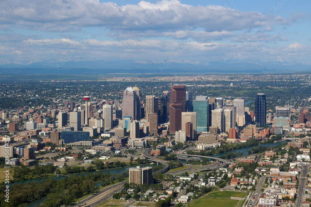 Fototapeta premium Aerial view of downtown Calgary highrise towers