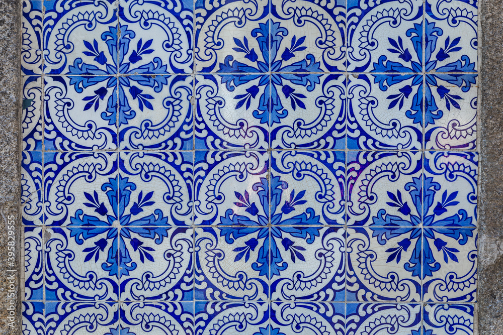 seamless pattern with flowers azulejos Portugal blue 