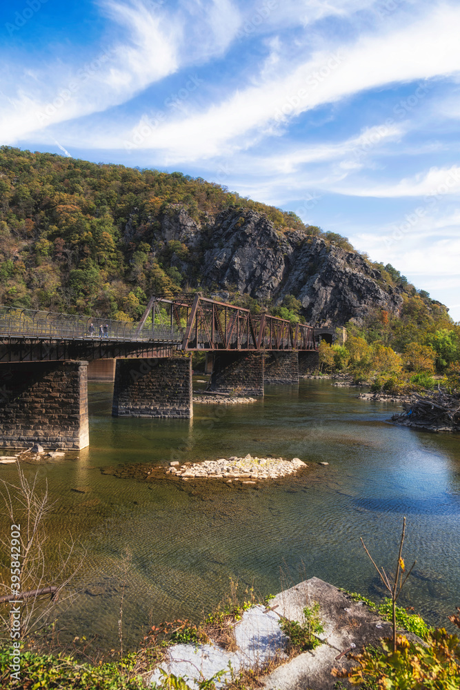 Fototapeta premium Old Railroad Bridge in Harpers Ferry 