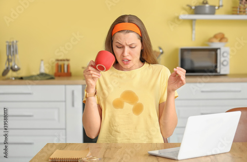 Stressed young woman with c...