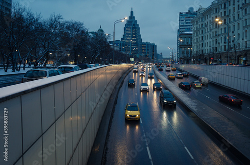 Evening on Sadovo-Triumfalnaya street