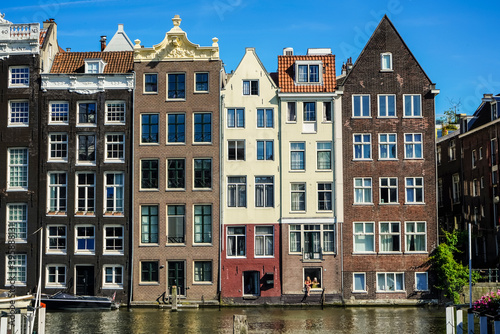 Photography Classical Amsterdam houses buld tall but narrow in the Netherlands - Amsterdam in the city center