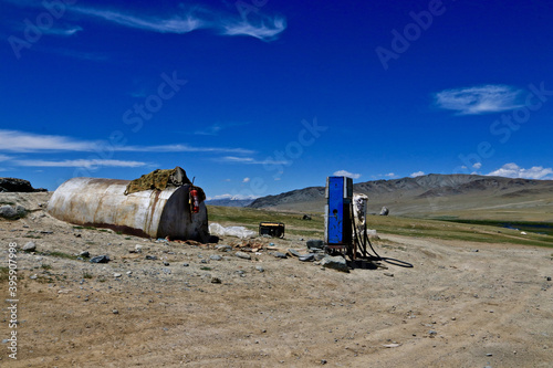 Fotografie, Tablou Old gas station in Mongolia