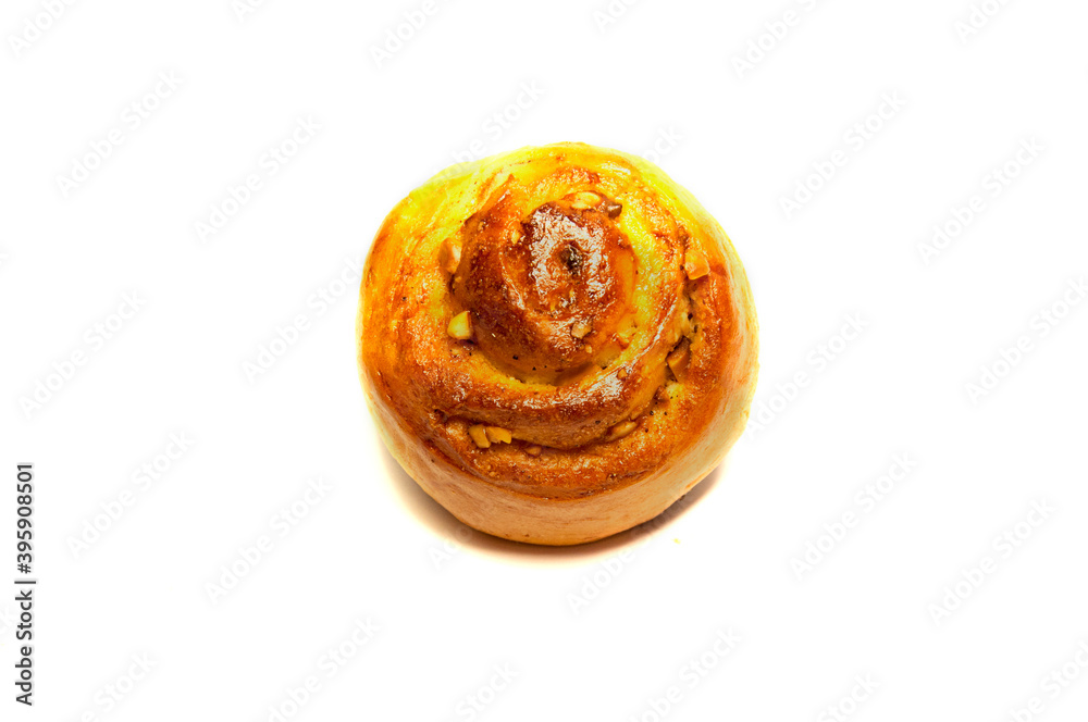 Fototapeta premium cinnabon isolated on white
