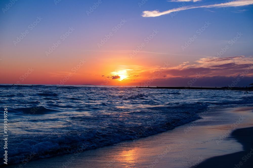 Fototapeta premium sunset over the sea