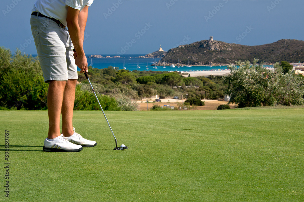Obraz premium golf player in Villasimius field