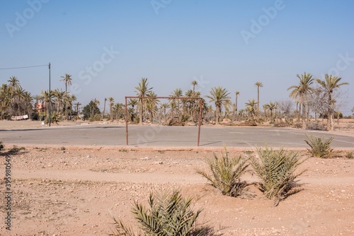 terrain de foot à Marrakech, maroc © Elodie
