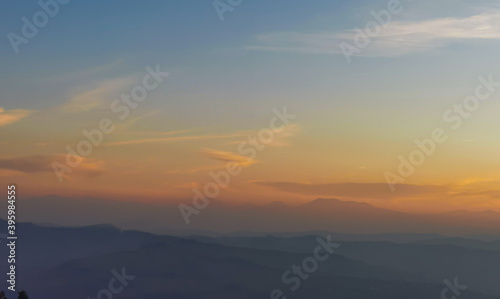 Tramonto sulle colline e sui Monti dell Appennino © GjGj