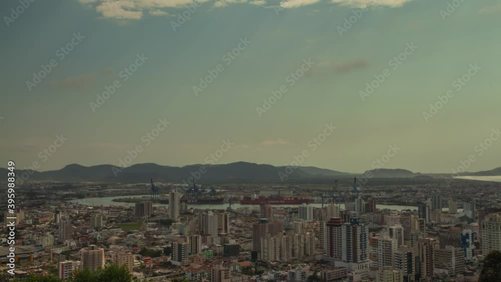 Timelapse da zona portuária de Itajaí e Navegantes. Loading Cargo Ships. 4k,  Aerial view container ship carrying container in import export business logistic and transportation of international. 