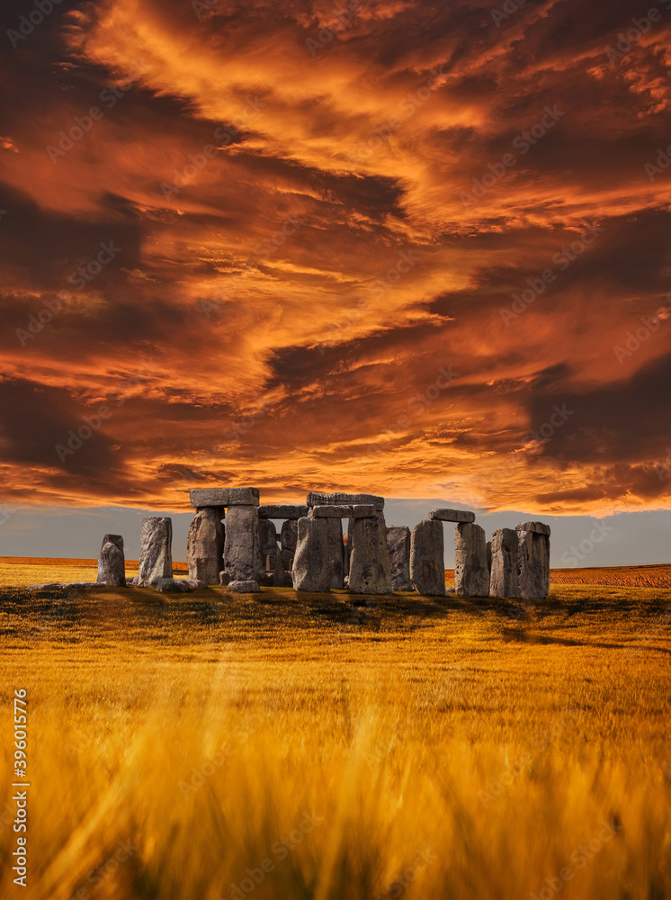 The amazing stonehenge monument  - obrazy, fototapety, plakaty 