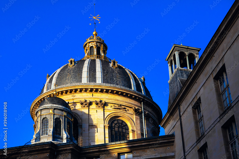 Cupola of Academy Science in Paris