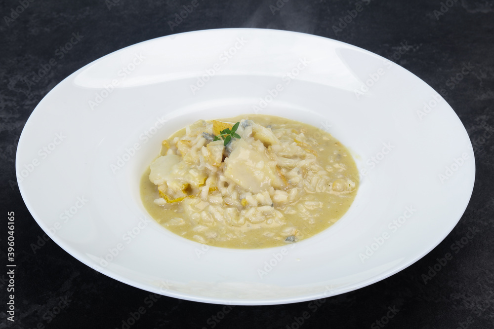 Risotto with pear and cheese Risotto with pear and cheese