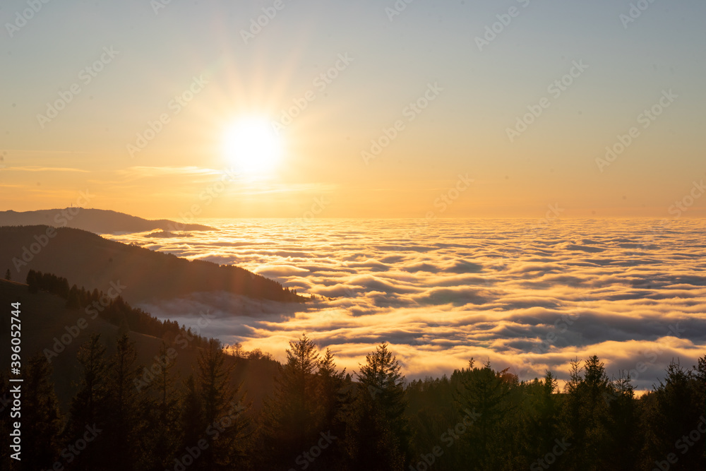 Sonnenuntergang Wolkendecke Gipfel Schwarzwald Sonnenuntergang Wolkendecke Gipfel Schwarzwald