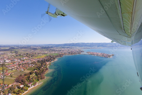 Zeppelinflug über dem Bodensee bei Lindau