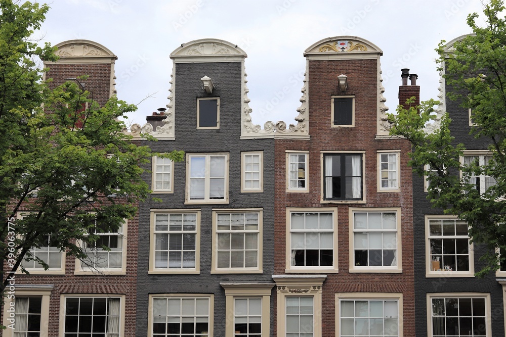 Fototapeta premium Canal Houses in Amsterdam