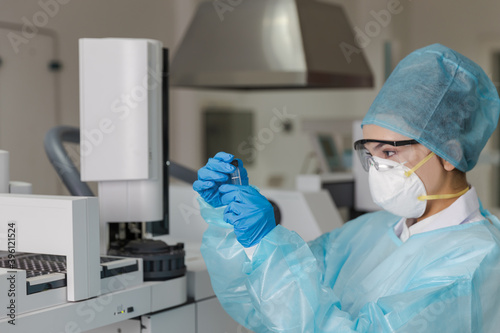Female scientist working in the laboratory