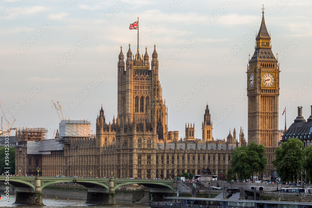 Fototapeta premium Big Ben and Victoria Tower of Palace of Westminster in London, UK