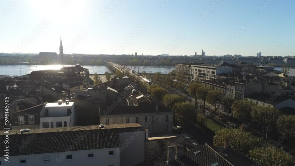 Paysage urbain, quartier de la Bastide à Bordeaux, vue aérienne, Gironde