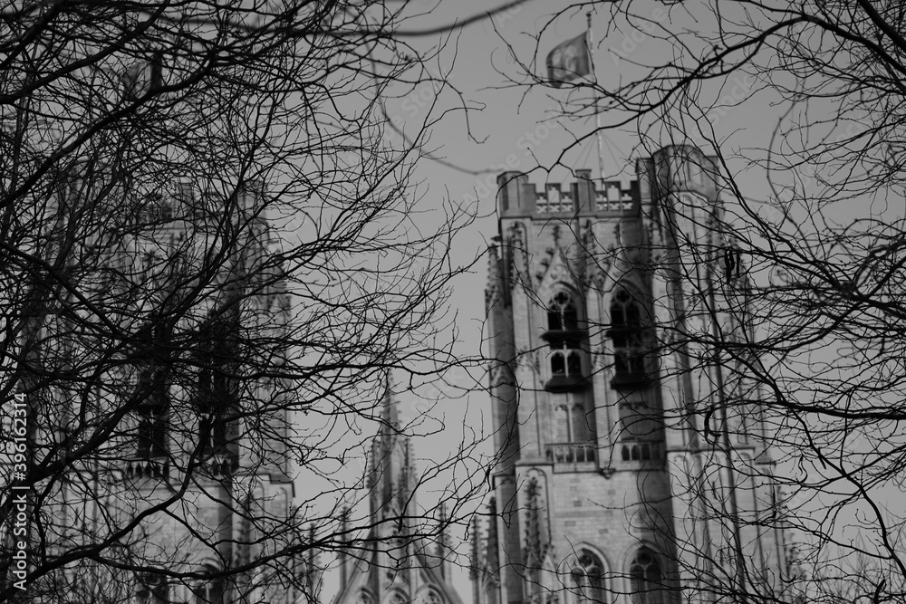 kathedraal van St. Michael lock down brussel corona covid-19 kathedraal van St. Michael lock down brussel corona covid-19