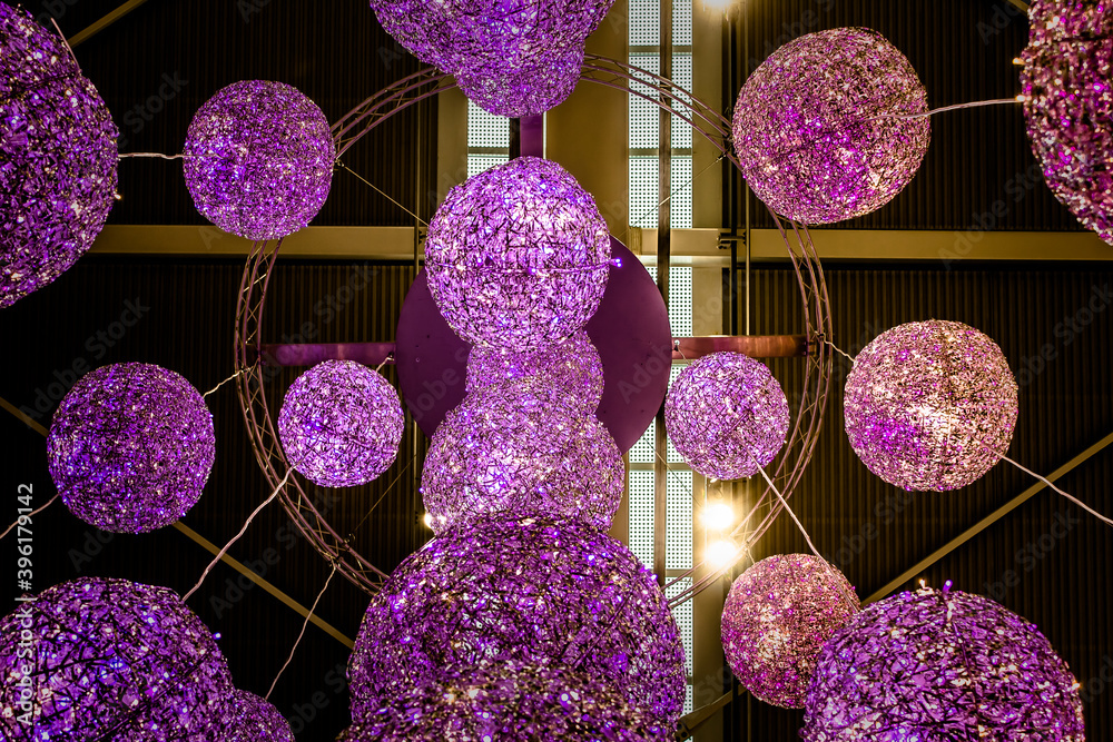 purple decoratios purple decoratios