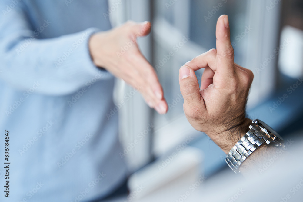 Fototapeta premium Informal greeting by business people