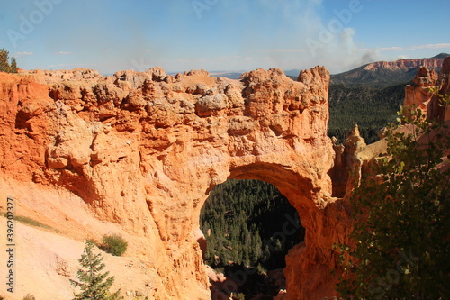 An arch of sandstone, Bryce Canyon National Park.