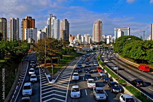 Congestionamento de transito. São Paulo. photo