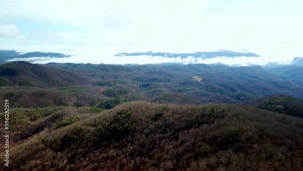 Blowing Rock NC, Blowing Rock North Carolina, Appalachian Mountain Vista, Blue Ridge Mountains, Fog in the Valley Blowing Rock NC, Blowing Rock North Carolina, Appalachian Mountain Vista, Blue Ridge Mountains, Fog in the Valley