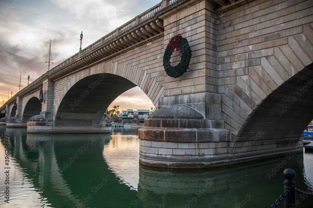 A London Bridge in Lake Havasu, Arizona A London Bridge in Lake Havasu, Arizona