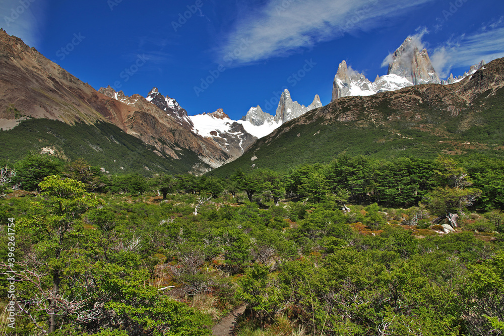 Fototapeta premium Fitz Roy mount, El Chalten, Patagonia, Argentina