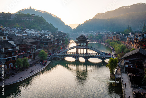  Scenery of old houses in Fenghuang City, Hunan Province, China. The ancient city of Fenghuang is regarded by UNESCO as a World Heritage Site.