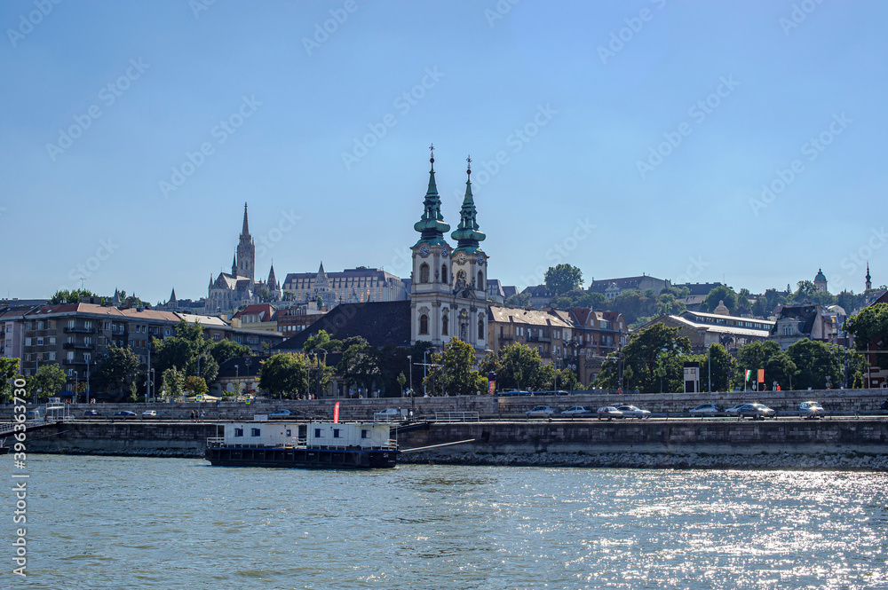 Obraz premium St. Anne's Parish Church of Felsővíziváros in Budapest, Hungary. - The parish church of St. Anne at Felsővíziváros is considered to be one of the most beautiful Baroque buildings in Budapest.