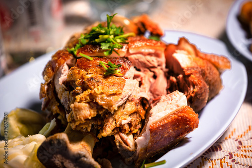 Foto Pork hock in German with sauces delicious food