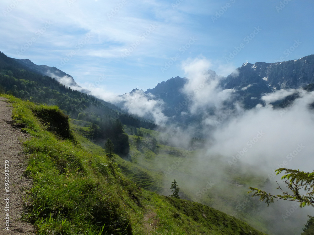 Pyramidenspitze mountain hiking tour in Tyrol, Austria