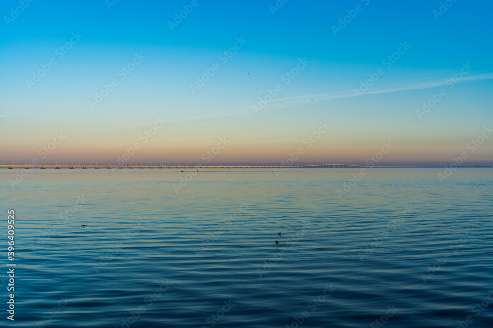 Obraz premium sunset over the sea