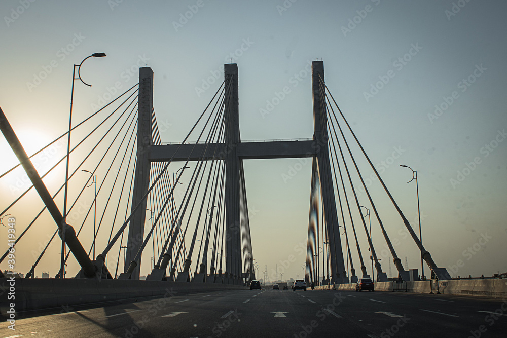 Obraz premium bridge at sunset