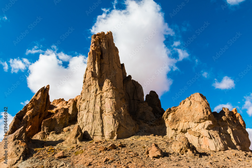 Fototapeta premium Church Rock On The Navajo Nation Near Kayenta, Arizona, USA