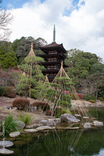 山口県山口市の国宝　瑠璃光寺五重塔 photo