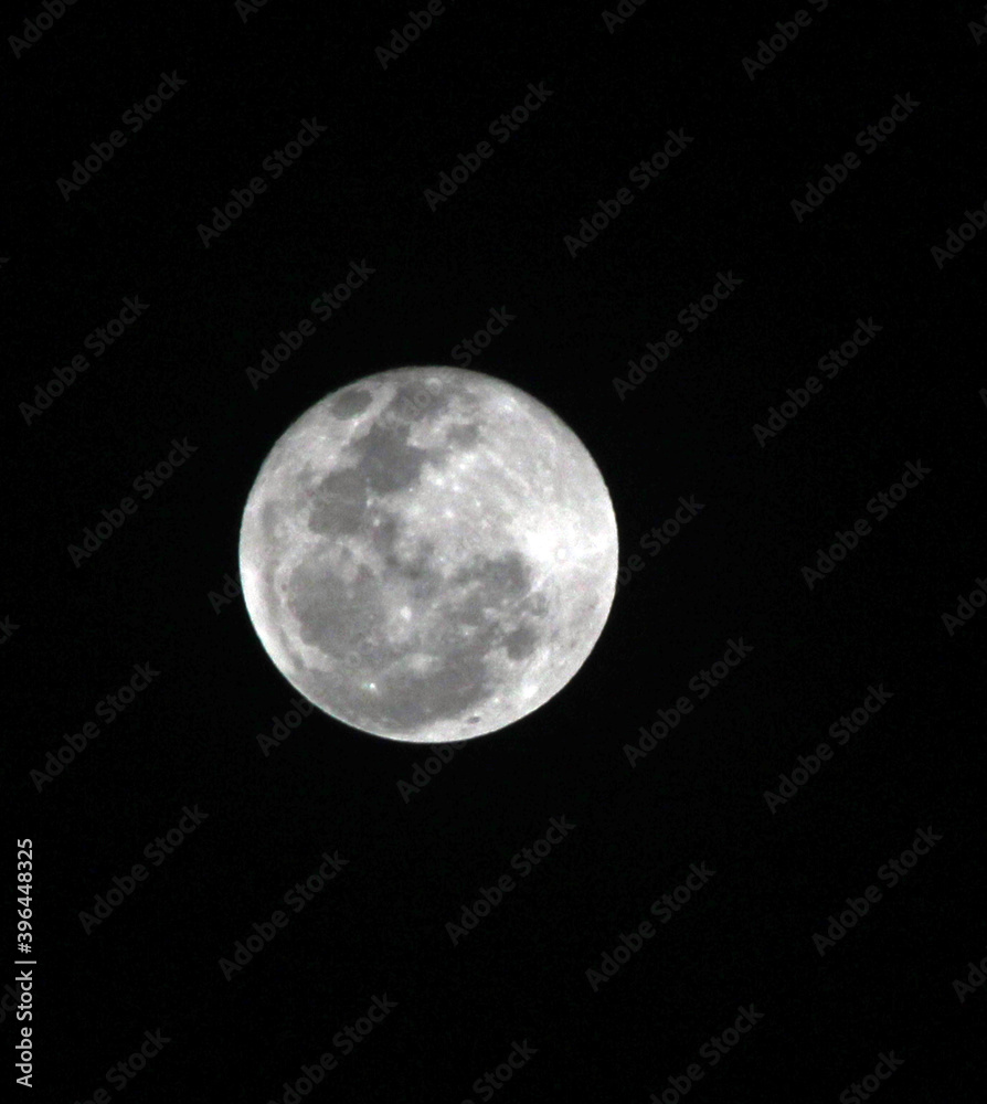 Fototapeta premium Luna llena, 30 de Noviembre de 2020