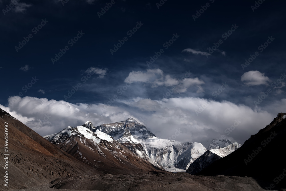 Fototapeta premium Mount Everest is Earth's highest mountain above sea level
