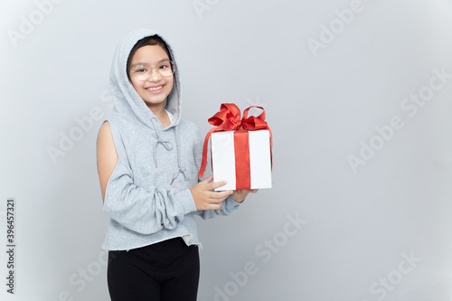 picture of beautiful girl with gift box