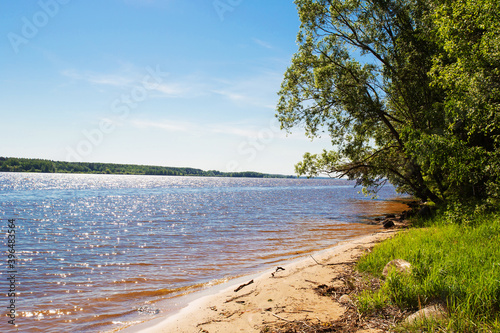 Fototapeta Naklejka Na Ścianę i Meble -  River Volga in the summer central Russia