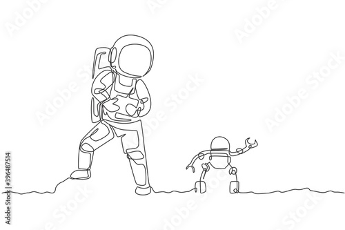Single continuous line drawing of astronaut playing robot radio control in moon surface. Having fun in leisure time on outer space concept. Trendy one line draw graphic design vector illustration